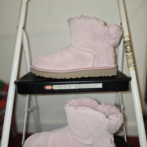 UGG Soft Pink Shearling Boots - Picture 11 of 14